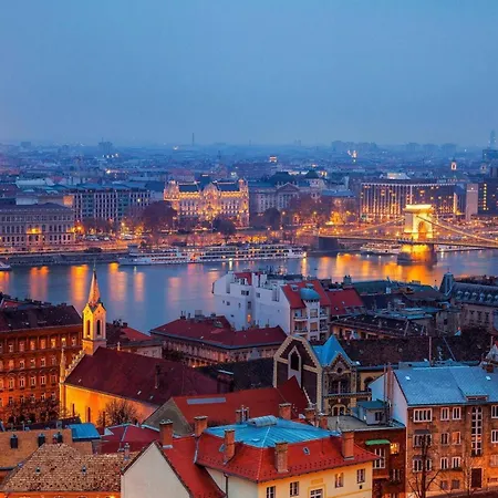 Terrace Sky Lounge *