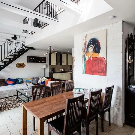 Terrace Sky Lounge *